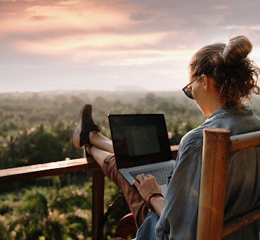 Time & Attendance Tracking Software for Remote Work | Handdy